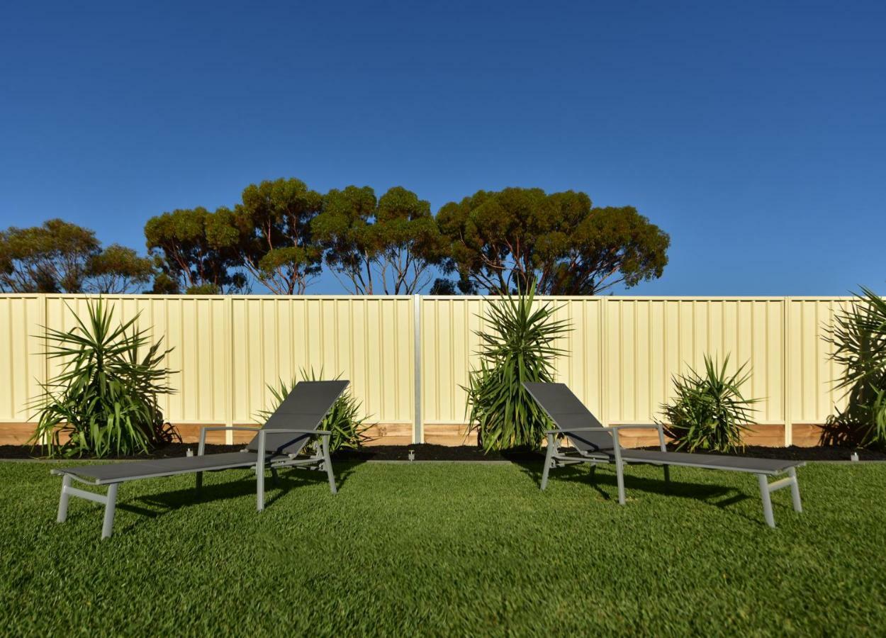 Lake Tyrrell Accommodation Lta Sea Lake Εξωτερικό φωτογραφία